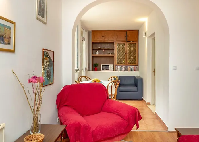 Relax - 1.4km From The Old Town Appartamento *