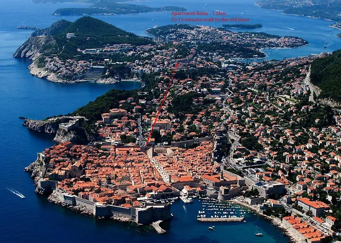 Relax - 1.4km From The Old Town *